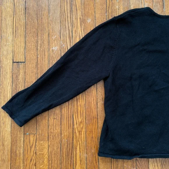 Crystal Kobe Poinsettia Christmas Sweater - Picture 8 of 9